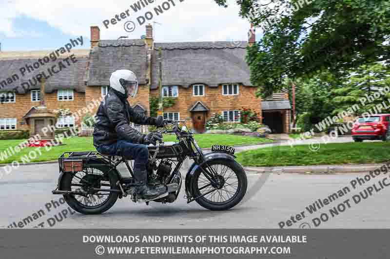 Vintage motorcycle club;eventdigitalimages;no limits trackdays;peter wileman photography;vintage motocycles;vmcc banbury run photographs